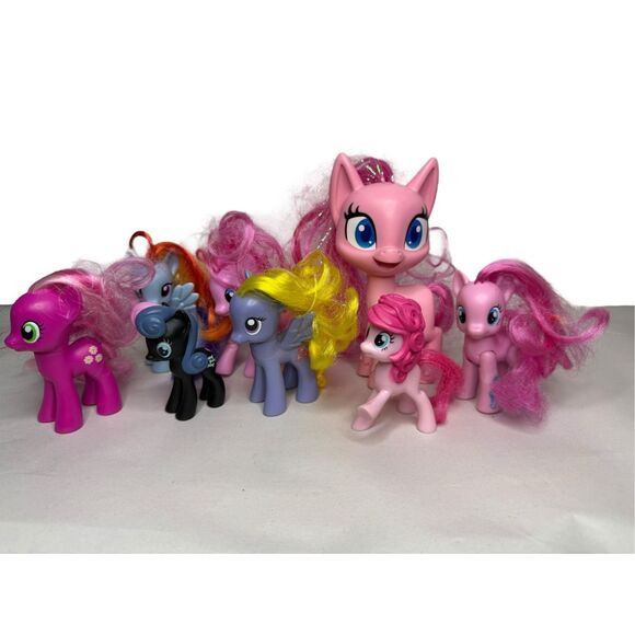 My Little Pony MLP Mixed Lot of 8 Ponies Collectible Figurines 2010-2015 Toys - Picture 1 of 5